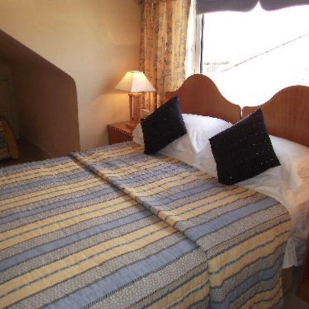 Whin Park Guest House Largs Exteriör bild