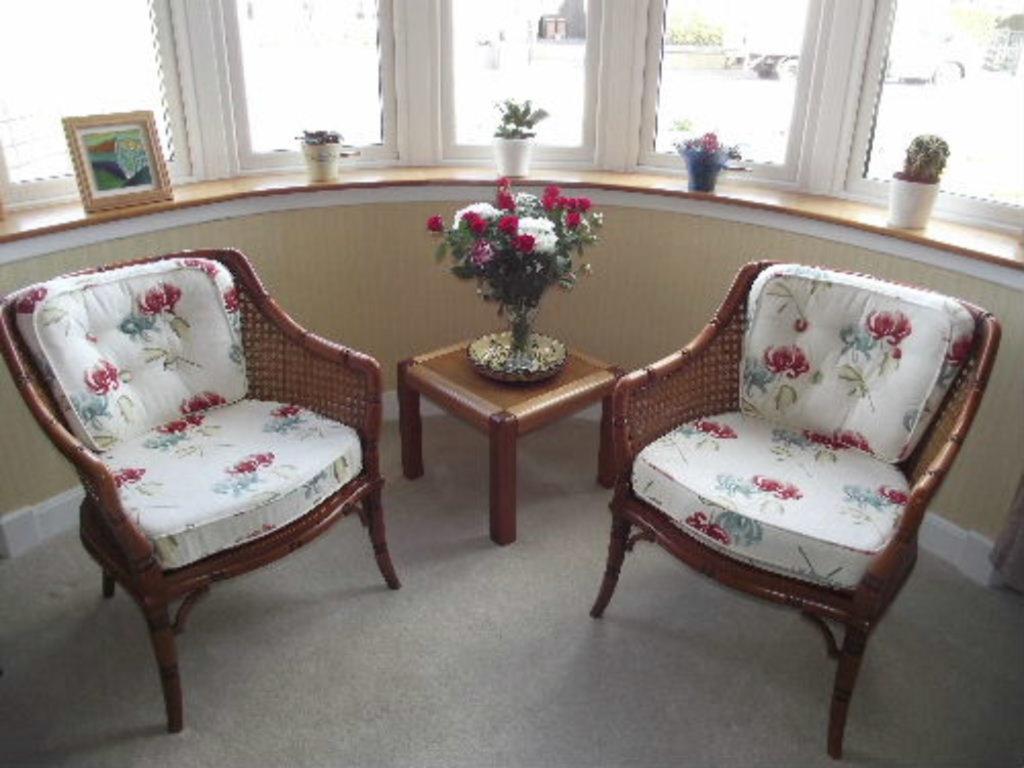 Whin Park Guest House Largs Exteriör bild